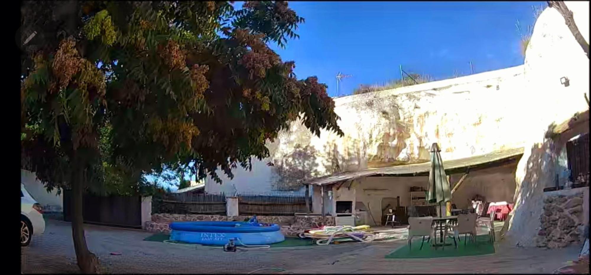 Casa Cueva Cascamorras "Capricho Andaluz" Baza Bagian luar foto