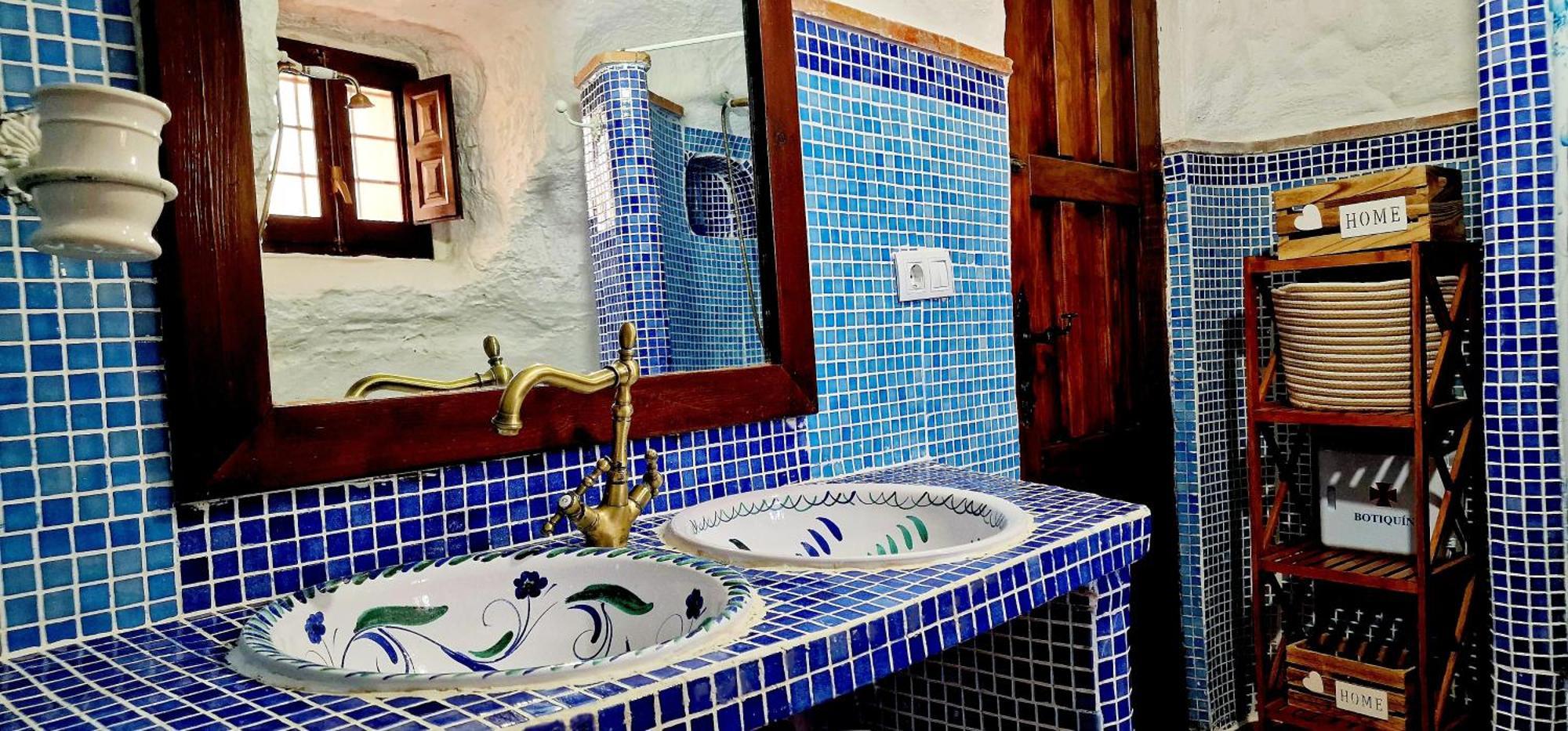 Casa Cueva Cascamorras "Capricho Andaluz" Baza Bagian luar foto