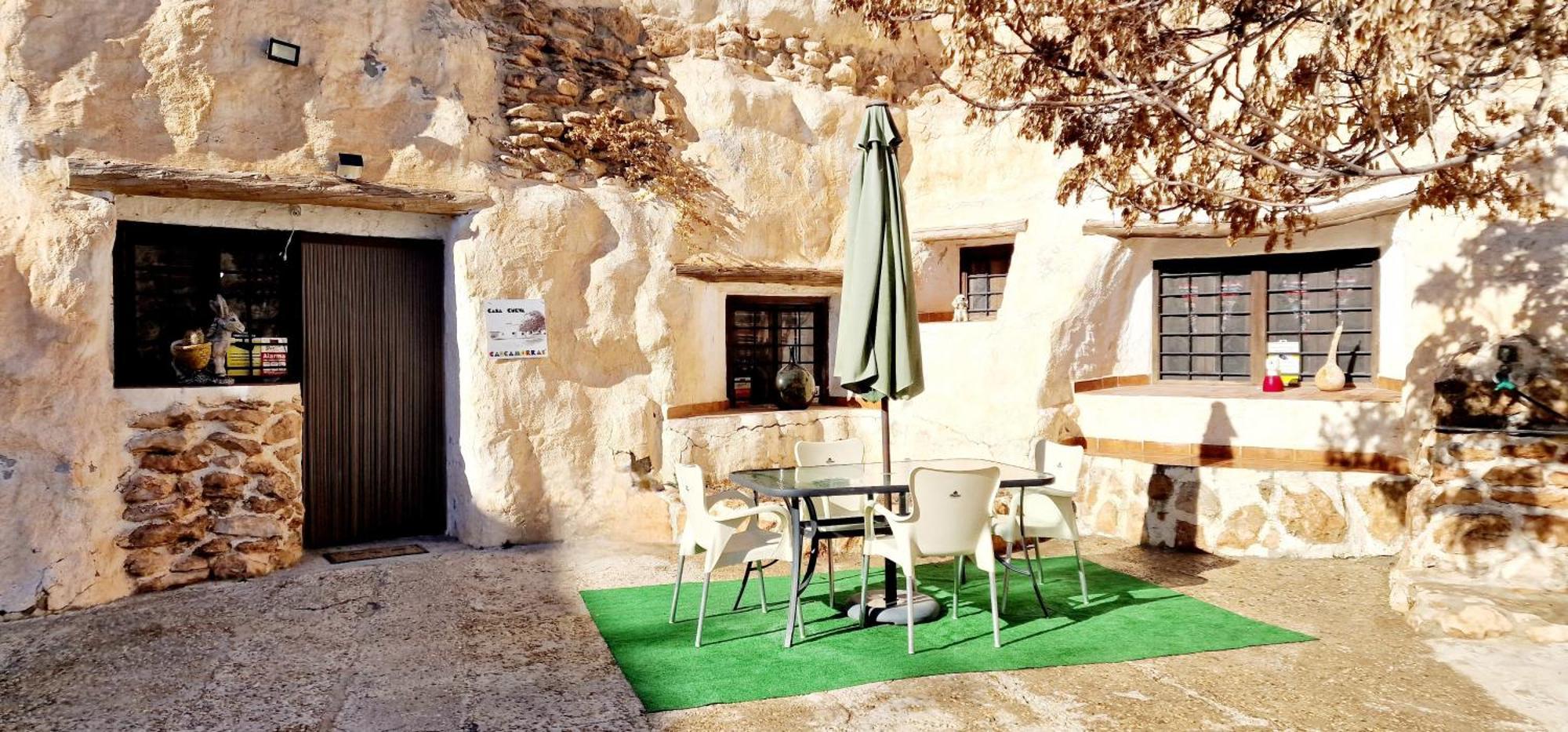 Casa Cueva Cascamorras "Capricho Andaluz" Baza Bagian luar foto
